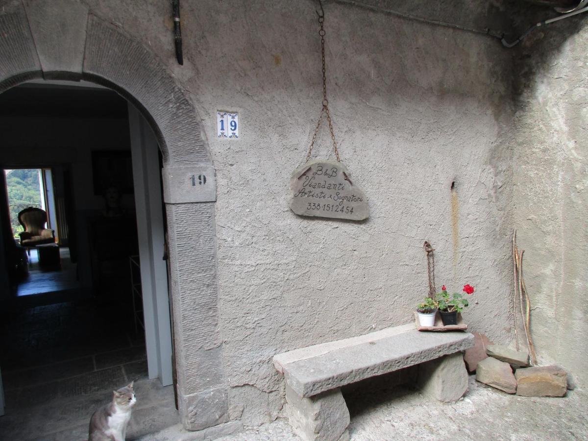 Comano  Viandanti, Artisti E Sognatori Bed & Breakfast エクステリア 写真