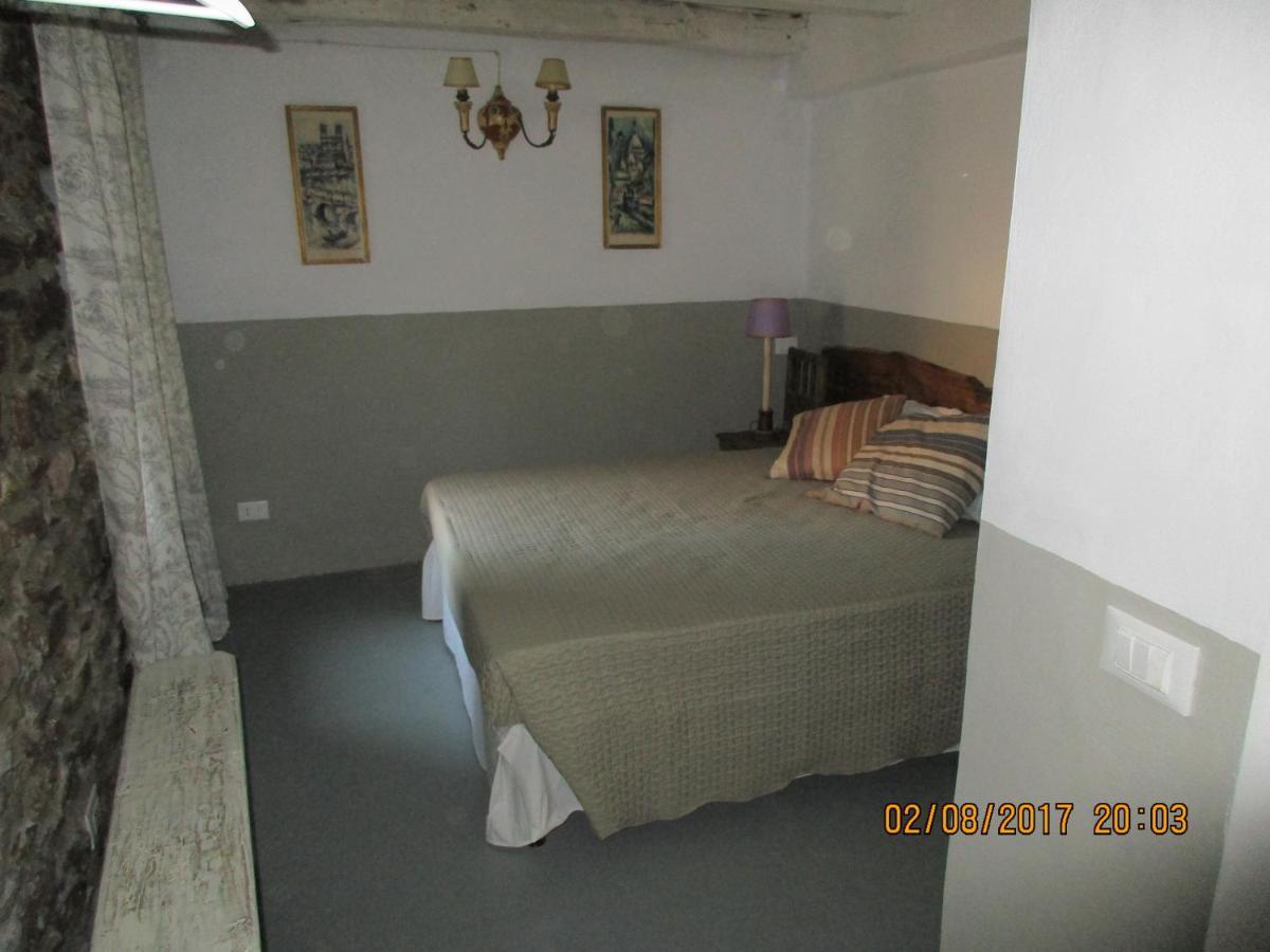 Comano  Viandanti, Artisti E Sognatori Bed & Breakfast エクステリア 写真