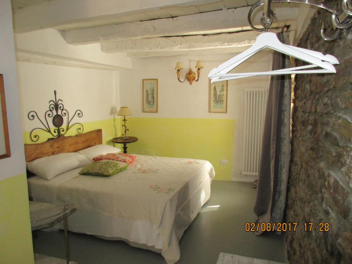 Comano  Viandanti, Artisti E Sognatori Bed & Breakfast エクステリア 写真
