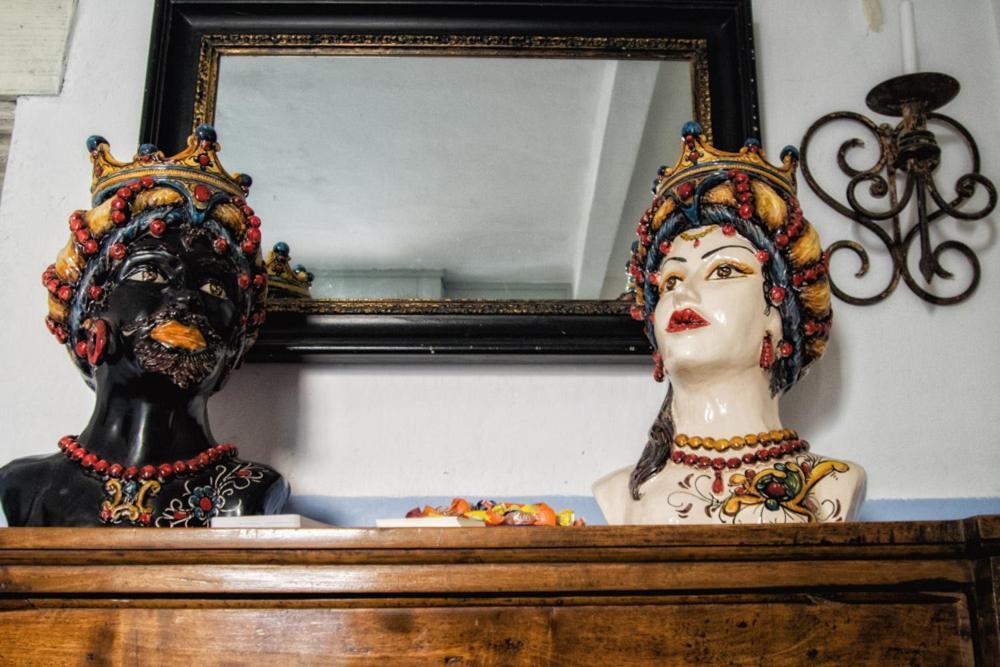 Comano  Viandanti, Artisti E Sognatori Bed & Breakfast エクステリア 写真
