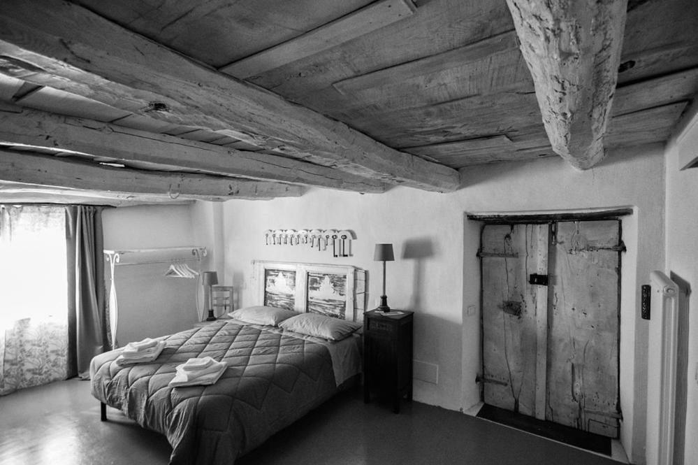 Comano  Viandanti, Artisti E Sognatori Bed & Breakfast エクステリア 写真
