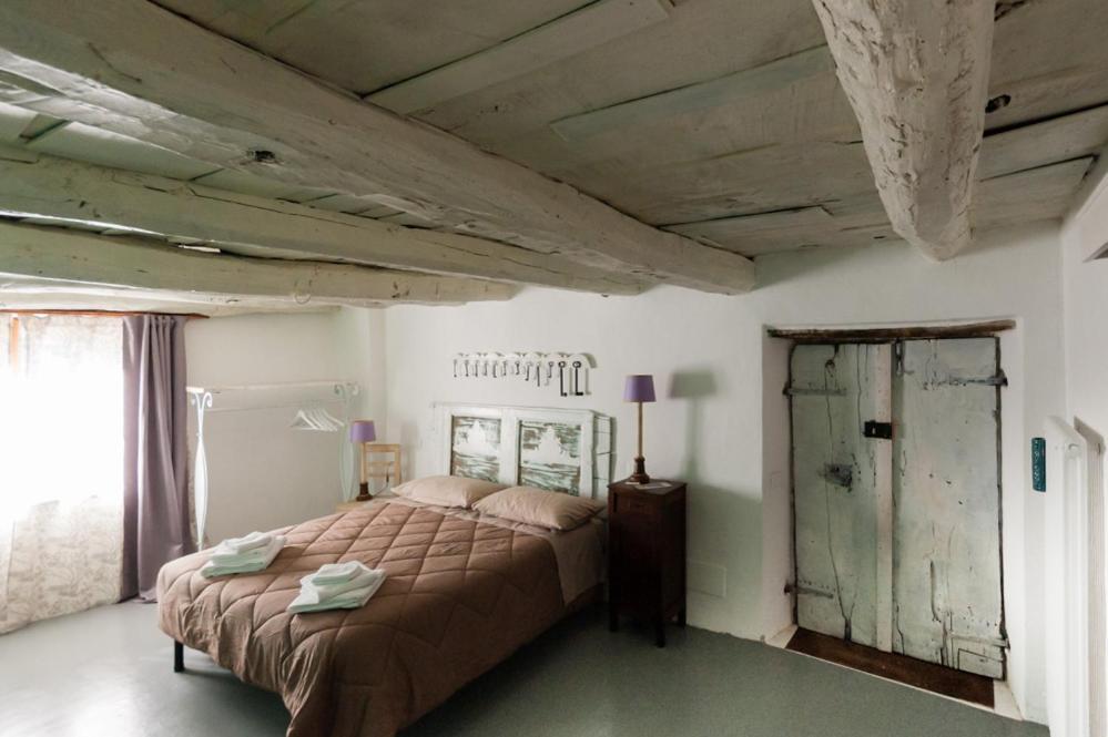 Comano  Viandanti, Artisti E Sognatori Bed & Breakfast エクステリア 写真